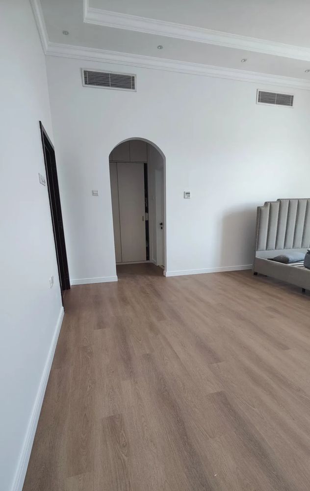 Light oak SPC floor in a Dubai home, BestFloor project (2)