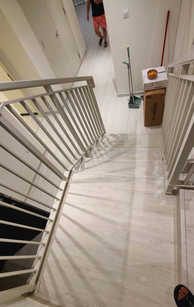 Staircase and joinery by BestFloor in a Dubai villa (3)